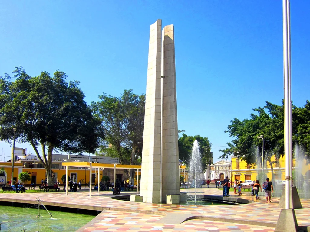 Plaza Mayor de Ica