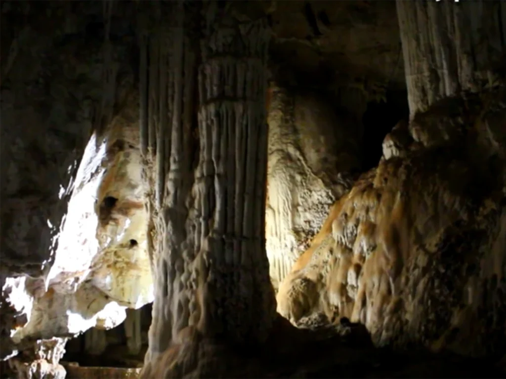 Gruta de São Miguel